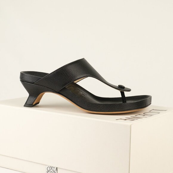 Loewe 50mm ‘Ease’ Thong Sandals, Black Leather, EU 40 - Picture 1 of 11
